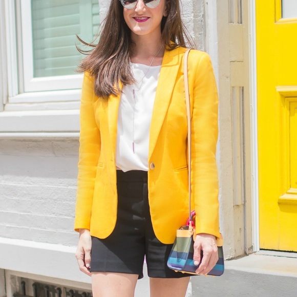 Savannah Jackets & Blazers - Savannah Yellow 100% Wool Single Button Blazer size 14
